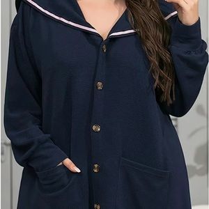Super cute oversized sailor top tons stretch never worn
